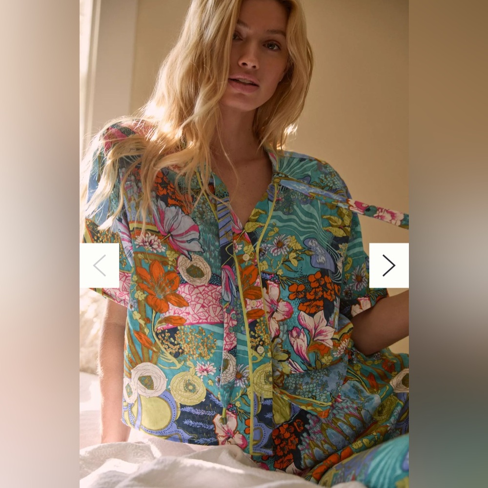 BY ANTHROPOLOGIE UTILITY LOUNGE TOP medium Floral
